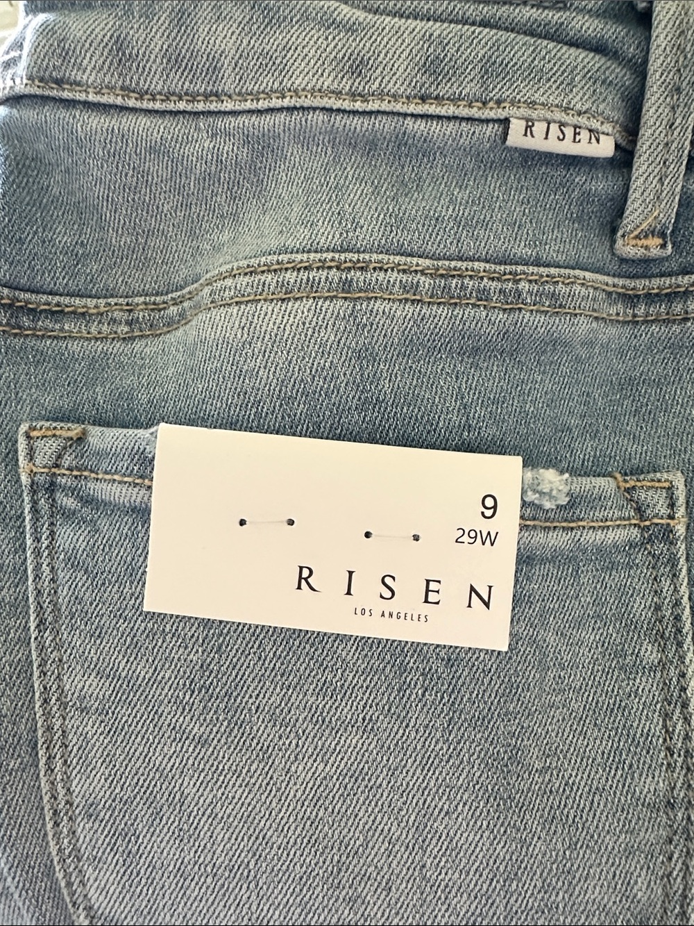 Risen High-Rise Women’s Jeans in Light Blue - Classic Fit